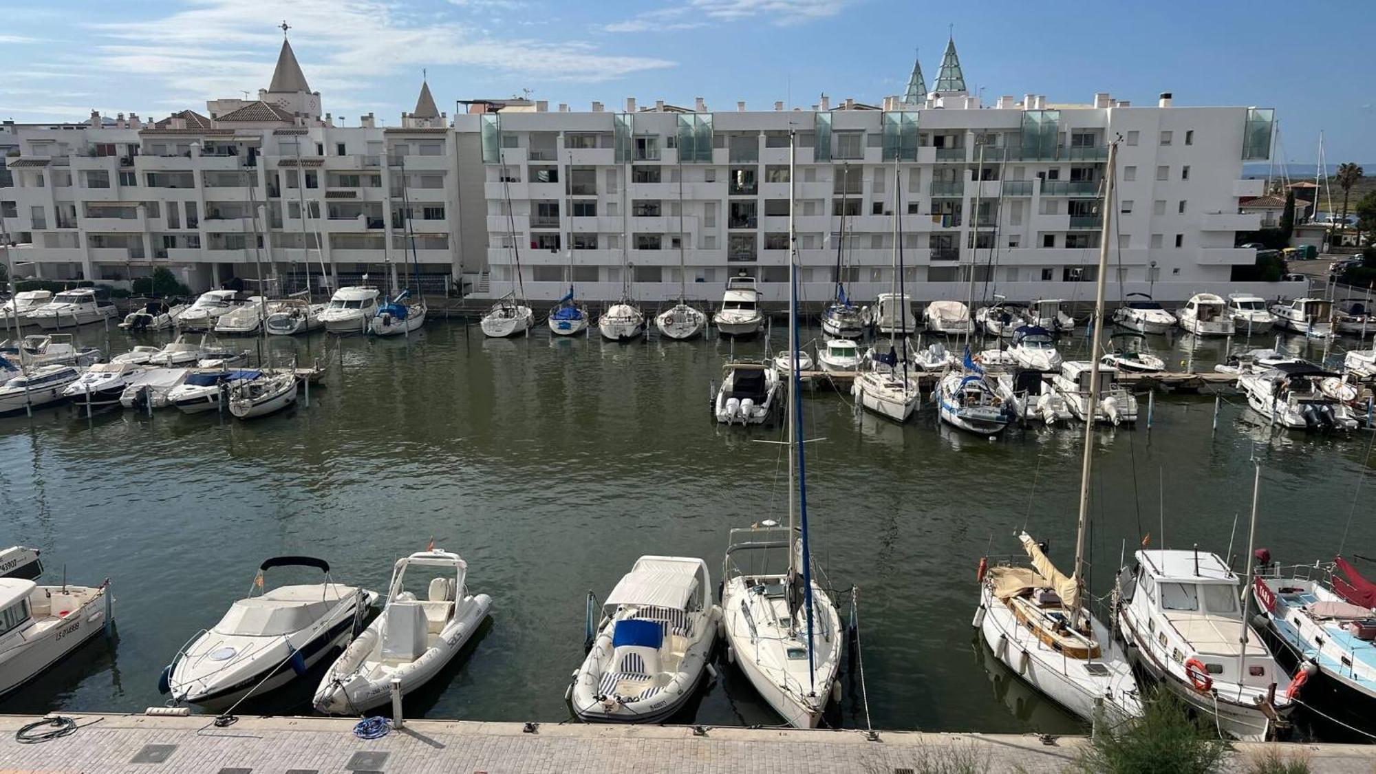 Precioso Piso Con Vista Al Canal Y Piscina En Roses Av-69 Buitenkant foto